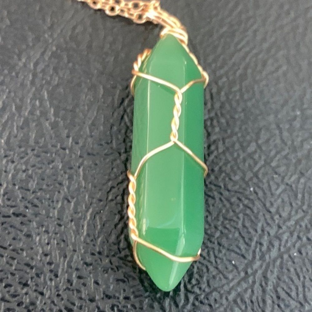 Men’s Emerald Green Hexagon Pendant Necklace